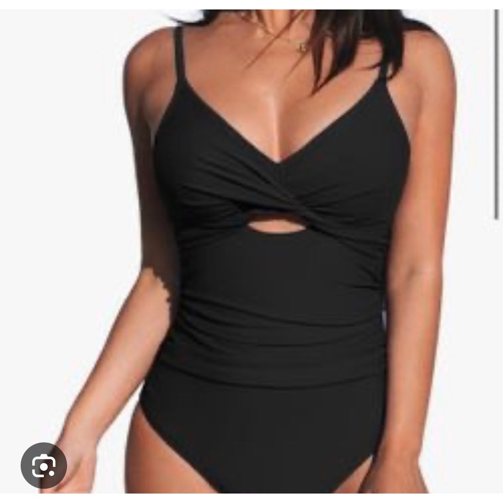 Cupshe Black Twist Front One Piece Swimsuit Tummy Control Bathing Suit size M